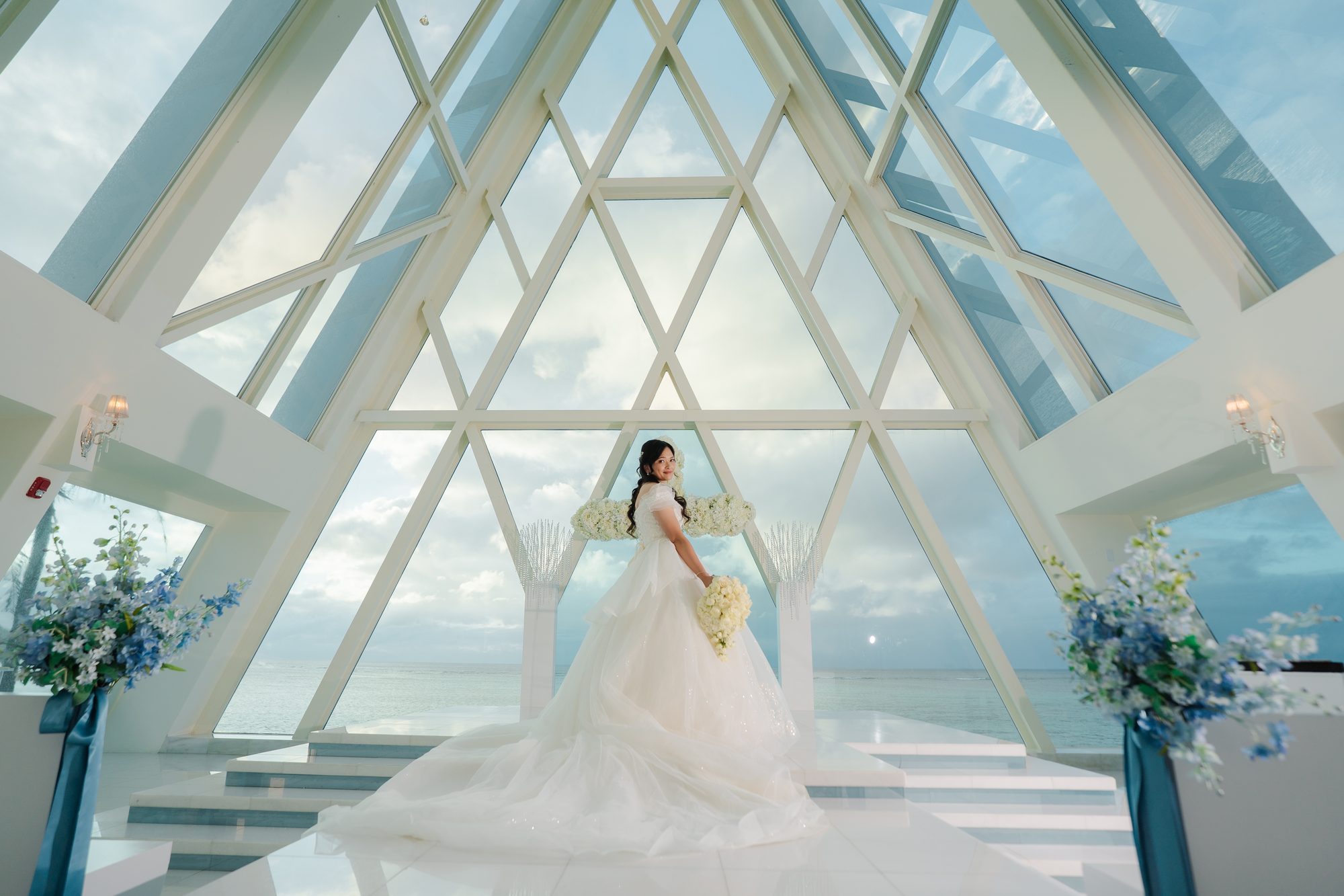Cinematic wedding coverage on a Guam clifftop by Stel Star